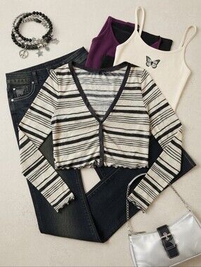 Y2K Gaze Black Off White Striped Lettuce Trim Long Sleeve Cropped Cardigan